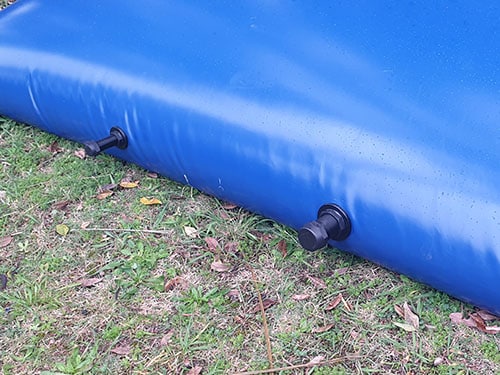 flexible tank water bladder 500x375_0000_bladder outlets chatoyer flexible tank outlets